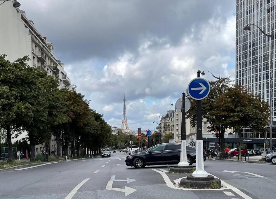Sur Les Hauteurs De Montparnasse パリ エクステリア 写真